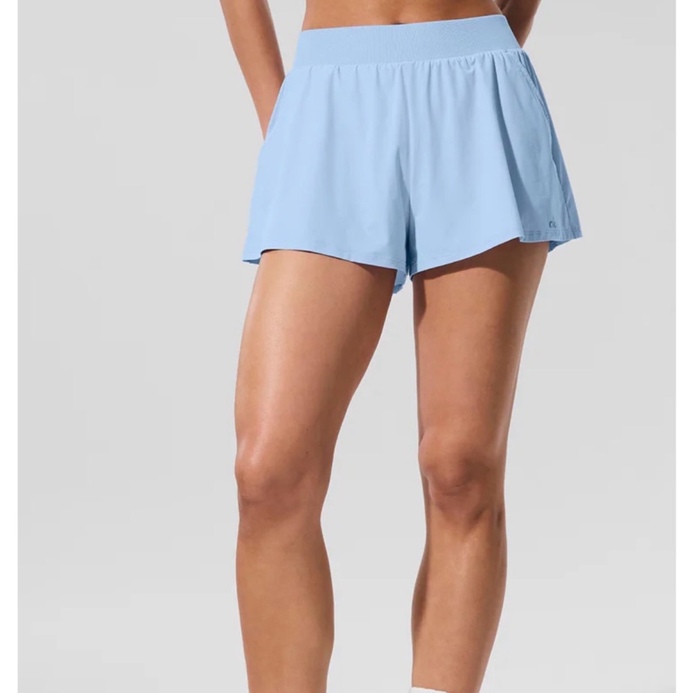 ALO Yoga Breezy Short - Seashell Blue NWT